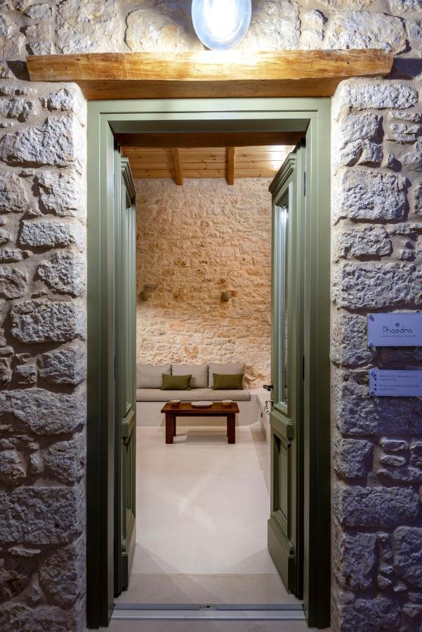 Villa Phaedra Chalki Town Екстериор снимка