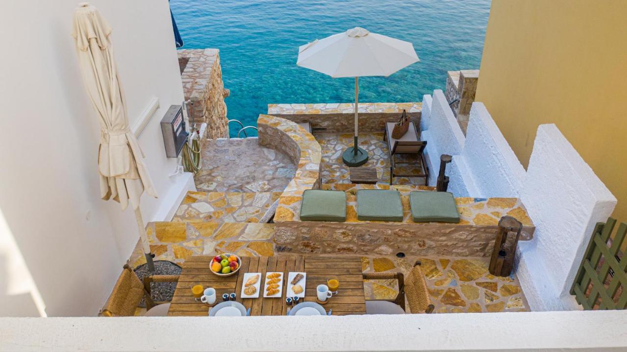 Villa Phaedra Chalki Town Екстериор снимка